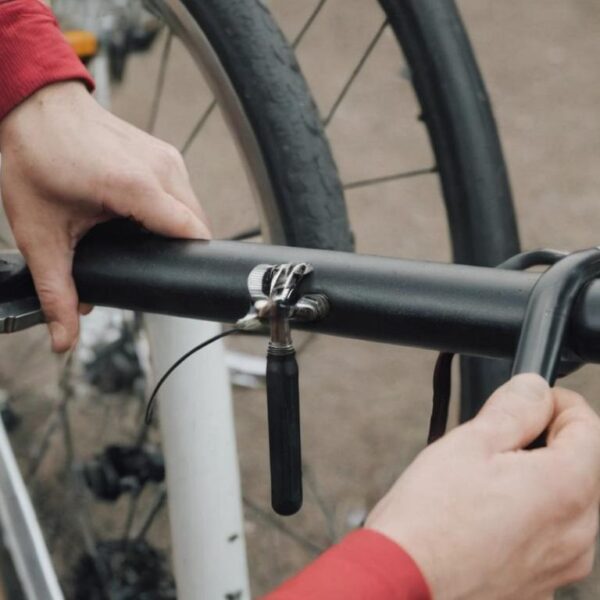Jak założyć rączki do roweru